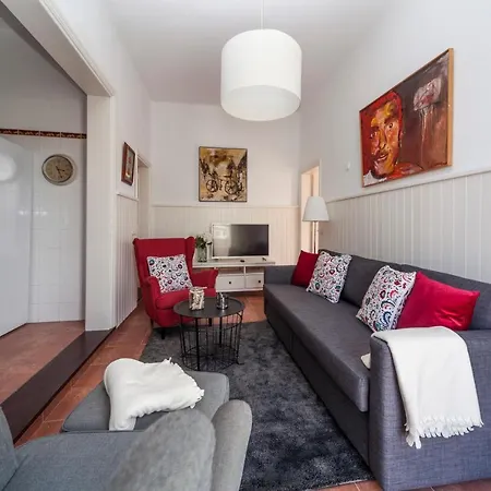 Luxury Beach Ocean Views *