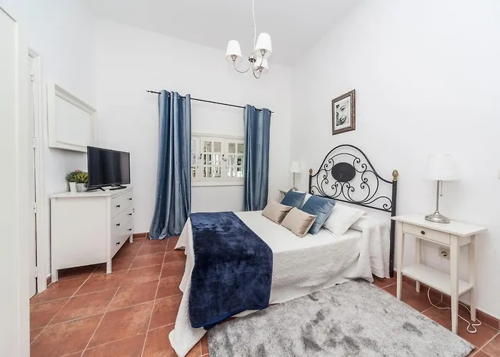 Luxury Beach Ocean Views 公寓 宏达海滩